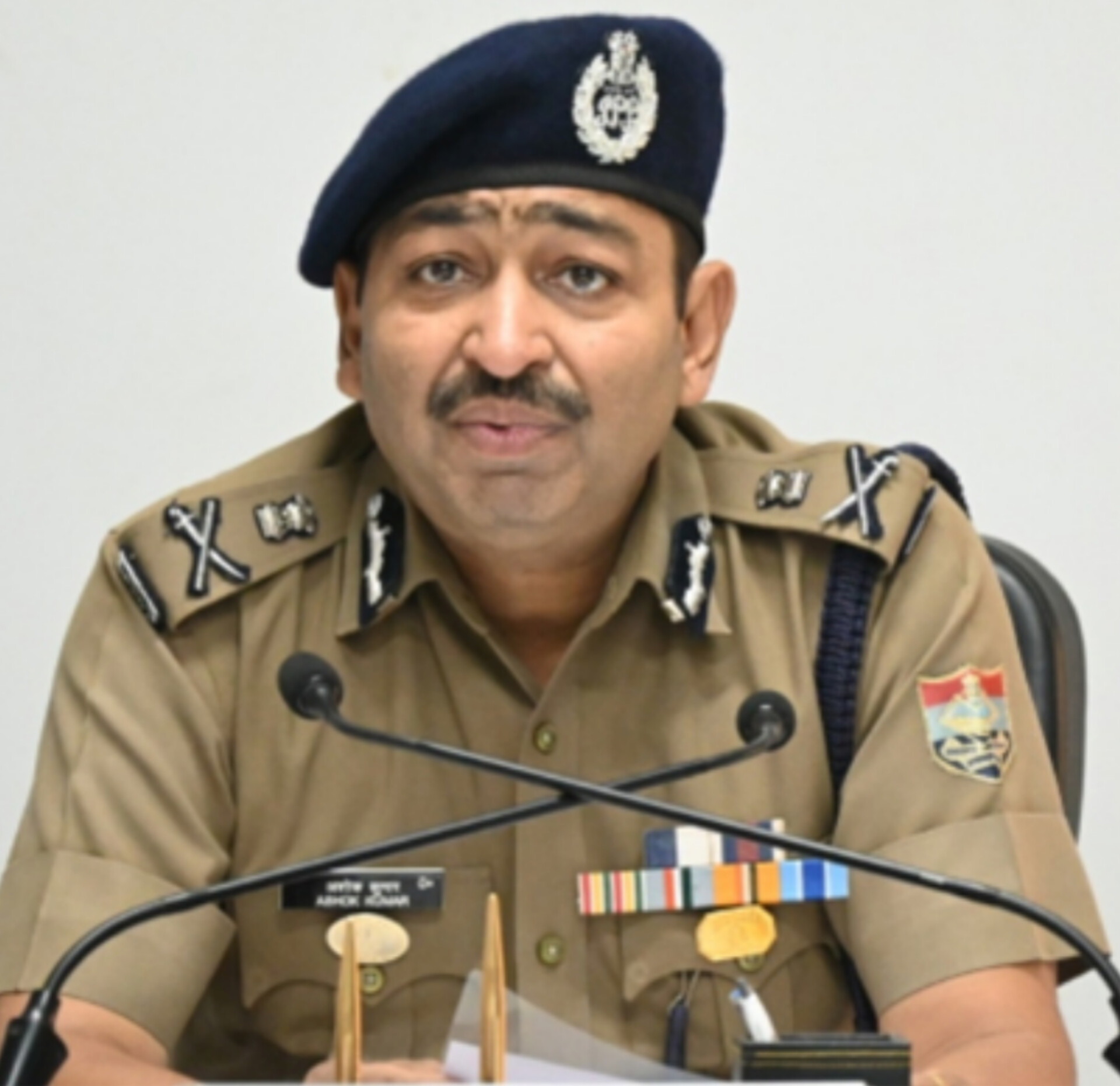 उत्तराखंड पुलिस का अभियानः 2 साल 7 महीने में एडीपीएस के 4917 आरोपी गिरफ्तार, 814 ईनामी बदमाश भी शामिल।