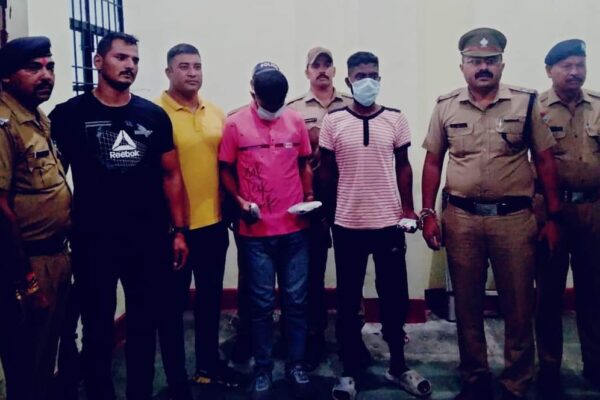 थाना काठगोदाम पुलिस ने लाखों की स्मैक व 315 बोर तमंचा के साथ 02 आरोपियों को किया गिरफ्तार।