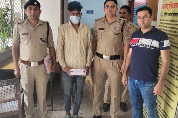 "लूटपाट के आरोपी गिरफ्तार, हल्द्वानी पुलिस ने मण्डी क्षेत्र के अपराधियों को भेजा जेल"