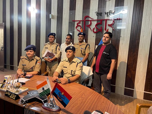 हरिद्वार पुलिस ने किया ब्लाइंड मर्डर मिस्ट्री का खुलासा, पति ने शक में उजाड़ दिया अपना ही परिवार।