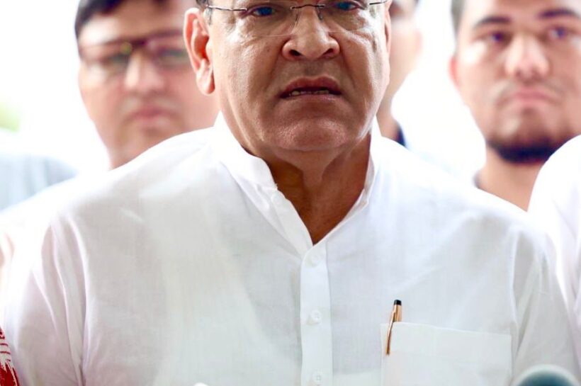 नेता प्रतिपक्ष यशपाल आर्य ने बढ़ती सड़क दुर्घटनाओं के तरफ व्यक्त की चिंता,कहा बदहाल हैं सड़के, बेपरवाह है शासन प्रशासन।