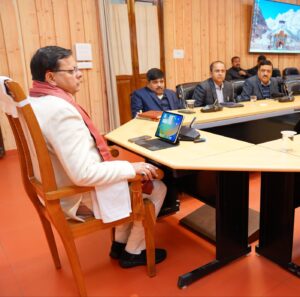 मुख्यमंत्री ने एडीजी लॉ एंड ऑर्डर को दंगा प्रभावित क्षेत्र में कैंप करने के दिए निर्देश।