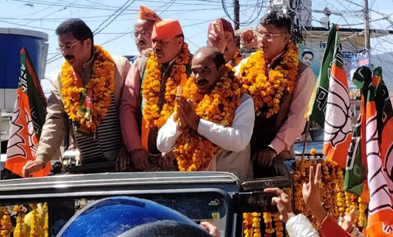 भाजपा प्रत्याशी घोषित होने के बाद पहुंचे टम्टा का भव्य स्वागत