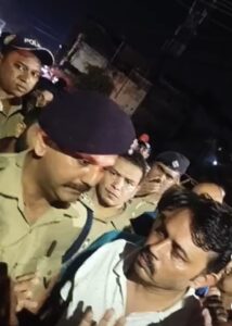 Haldwani: प्रह्लाद भगवान की मूर्ति तोड़ने पर हिंदुओं में आक्रोश, दूसरे पक्ष पर लगा आरोप, सैकड़ों हिंदू जुटे प्रदर्शन में