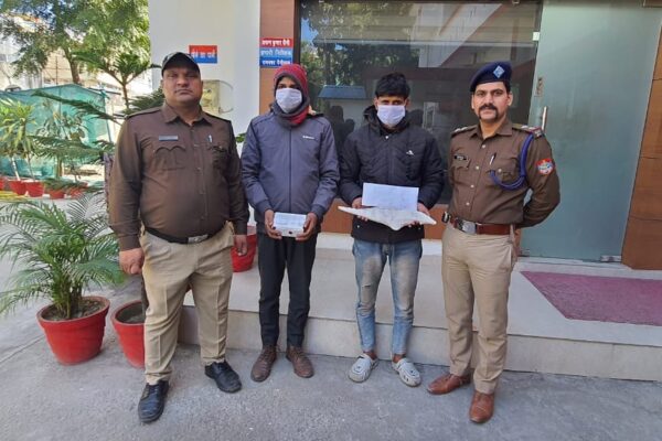 Ramnagar: रामनगर पुलिस ने चोरी की घटना का किया खुलासा, 2 आरोपी गिरफ्तार, जेवरात और नगदी बरामद