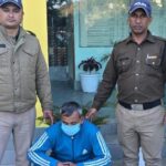 Bhimtal: नैनीताल पुलिस की बड़ी कार्रवाई: 414 टिन अवैध लीसा के साथ तस्कर गिरफ्तार