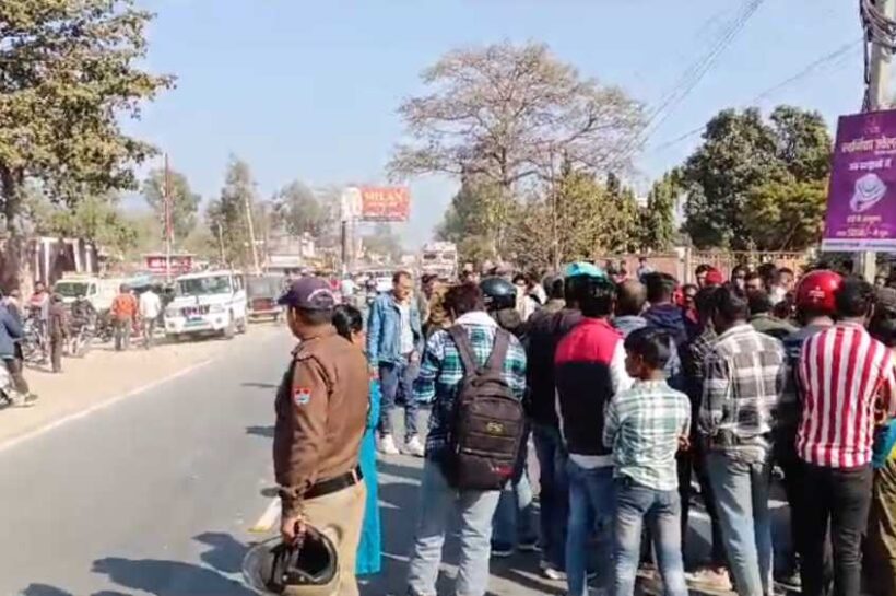 Haldwani: ट्रक-बाइक टक्कर में युवक की मौत, एक गंभीर घायल