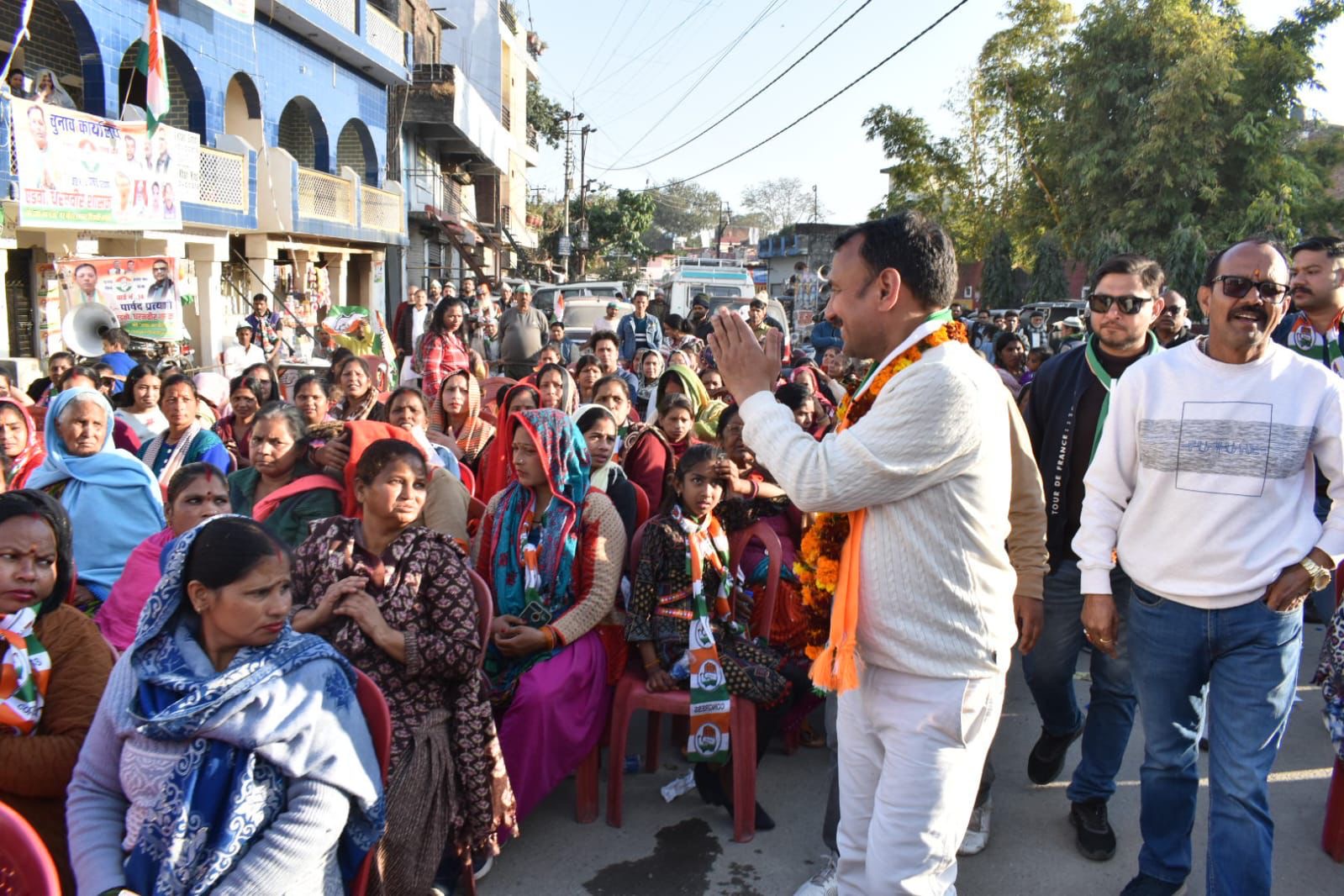 Haldwani: कांग्रेस मेयर प्रत्याशी ललित जोशी का ताबड़तोड़ जनसंपर्क, भाजपा पर आरोप, सुमित हृदयेश ने साधा निशाना