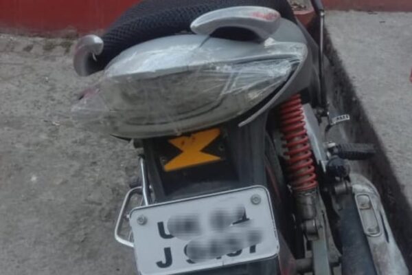 Nainital: नैनीताल पुलिस ने नाबालिगों के वाहन चलाने पर कसा शिकंजा, वाहन स्वामी के खिलाफ FIR दर्ज