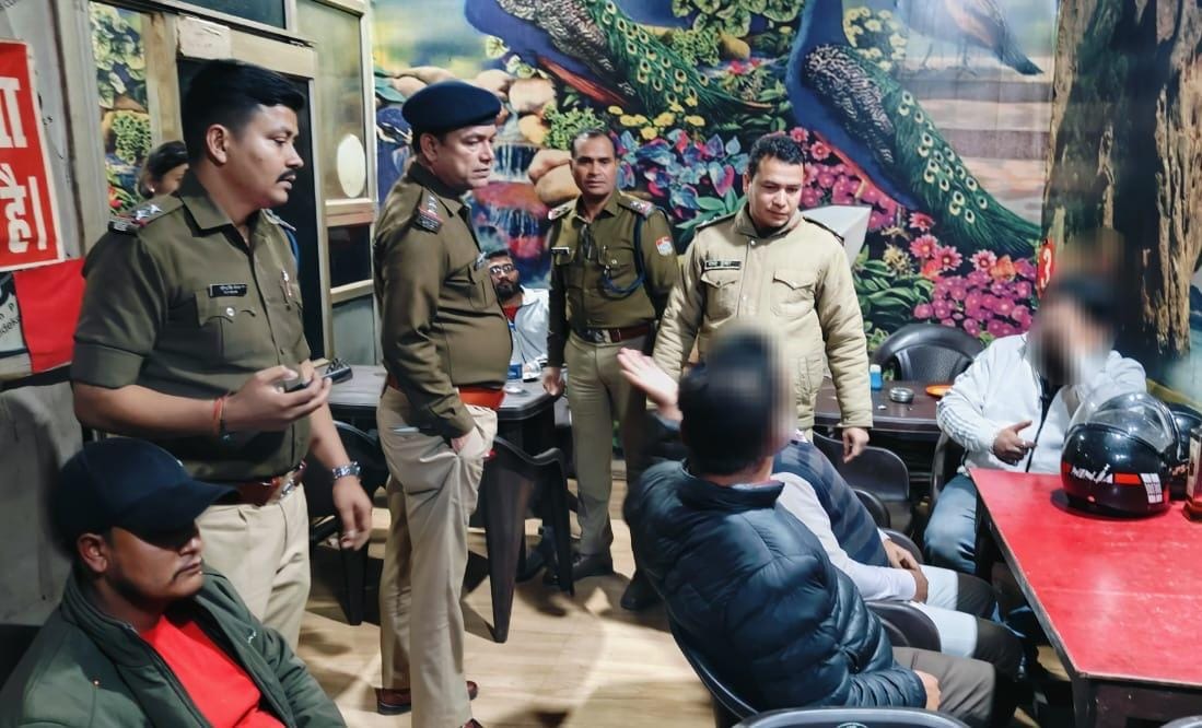 Nainital: ऑपरेशन रोमियो के तहत 65 अराजक तत्वों पर कार्रवाई, नैनीताल पुलिस सख़्त