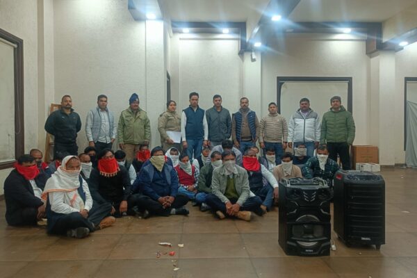 Bhimtal: भीमताल के “द पाम रिजॉर्ट” में देर रात हंगामा, 27 लोगों का चालान, प्रबंधन पर भी कार्रवाई