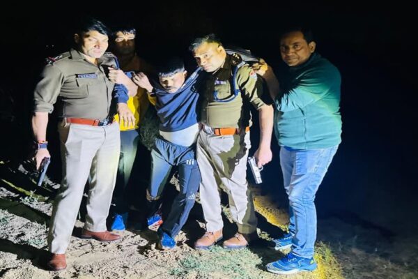 Haridwar: बहादराबाद में पुलिस और जाली नोट गिरोह के बीच मुठभेड़, दो आरोपी गिरफ्तार