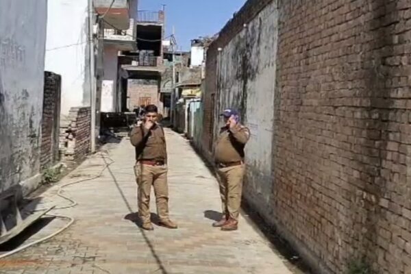 Haridwar: लक्सर में युवती के अपहरण का आरोप, दो समुदायों में तनाव, गांव में पुलिस बल तैनात