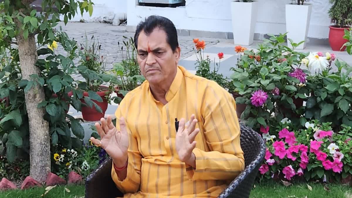 Uttarakhand: कैबिनेट मंत्री प्रेम चंद अग्रवाल ने इस्तीफा दिया, ‘पहाड़ी-देसी’ बयान पर मचा था बवाल