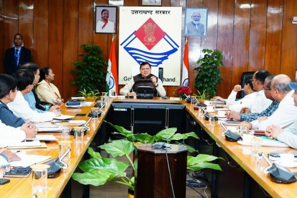 Dehradun: मुख्यमंत्री पुष्कर सिंह धामी ने जल संरक्षण और सिंचाई योजनाओं की समीक्षा, तेज़ी लाने के दिए निर्देश