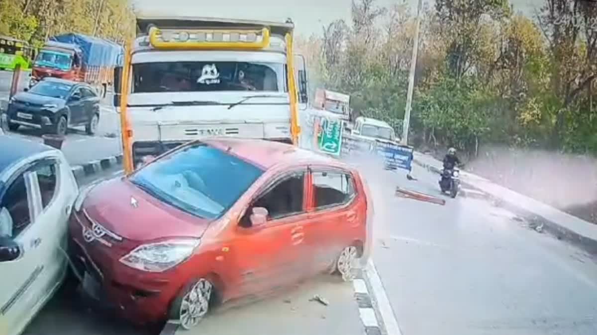 Dehradun: डोईवाला के लच्छीवाला टोल प्लाजा पर भीषण सड़क हादसा, दो की मौत
