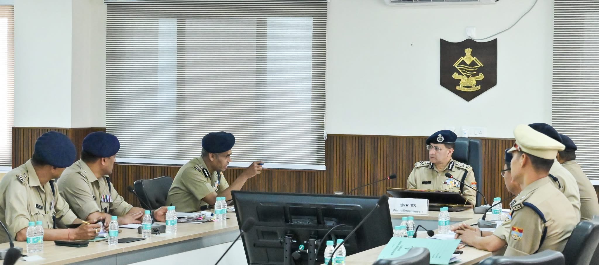 Dehradun: कुंभ मेला 2027 की तैयारियों पर पुलिस महानिदेशक उत्तराखंड की समीक्षा बैठक