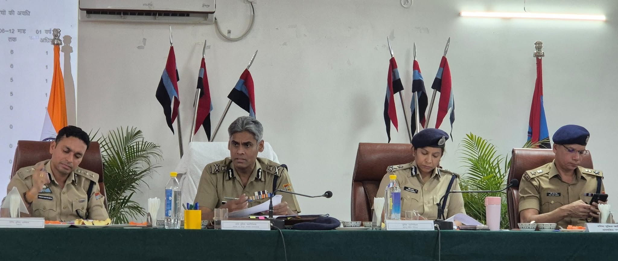 Haldwani: एडीजी अपराध एवं कानून व्यवस्था ने हल्द्वानी में की अपराध समीक्षा बैठक, दिए सख्त निर्देश
