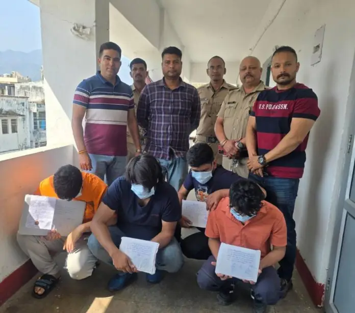Haldwani: हल्द्वानी में सट्टेबाजों पर पुलिस का शिकंजा, दो अड्डों पर छापेमारी, पांच गिरफ्तार