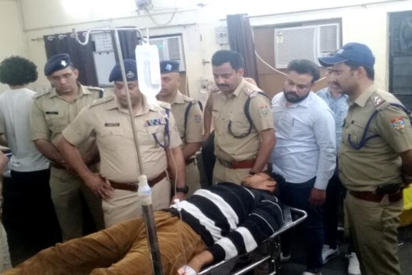 Roorkee: मुठभेड़ में घायल बदमाश पुलिस कस्टडी से फरार, पुलिस महकमे में मचा हड़कंप, सर्च ऑपरेशन तेज