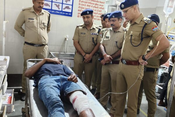Udham singh nagar: मुठभेड़ में पकड़े गए पेट्रोल पंप लुटेरे, एक डकैत घायल