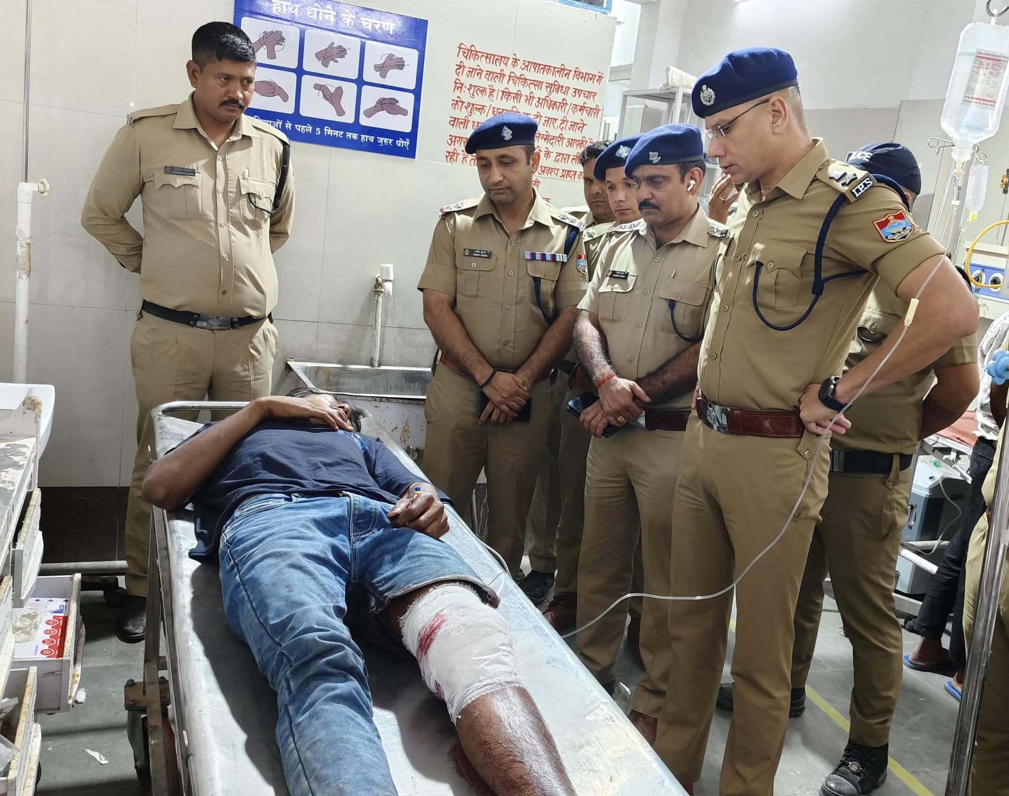 Udham singh nagar: मुठभेड़ में पकड़े गए पेट्रोल पंप लुटेरे, एक डकैत घायल