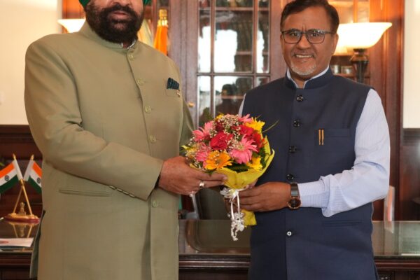 Nainital: राज्यपाल से कुलपतियों की शिष्टाचार भेंट, उच्च शिक्षा की गुणवत्ता पर हुई चर्चा