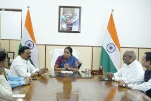 New Delhi: मुख्यमंत्री ने पत्रकारों को दिया वादों को पूरा करने का भरोसा New delhi