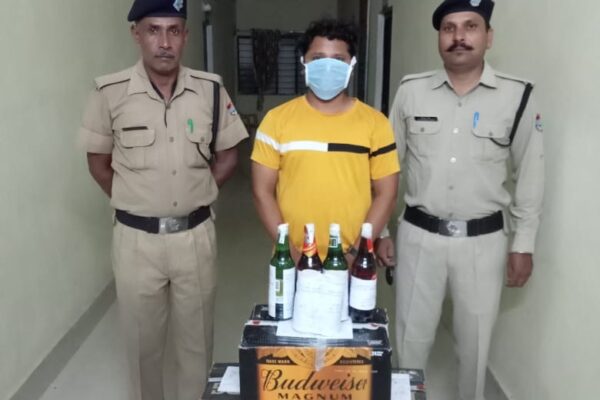 Nainital: नैनीताल पुलिस का नशा और सट्टा कारोबार पर शिकंजा, 07 आरोपी गिरफ्तार