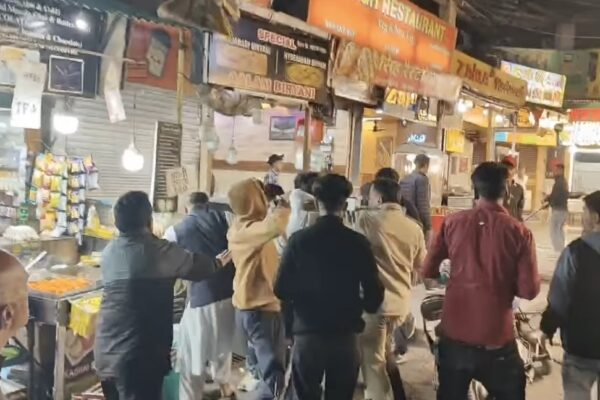 Nainital: 76 वर्षीय ठेकेदार पर 12 वर्षीय नाबालिग के साथ तीन महीने तक दुष्कर्म का आरोप, नैनीताल में हंगामा