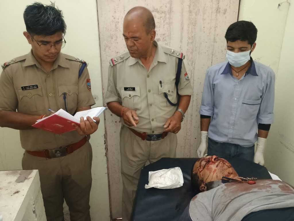 Haldwani: तेज रफ्तार बाइक डिवाइडर से टकराई, दो लोगों की दर्दनाक मौत