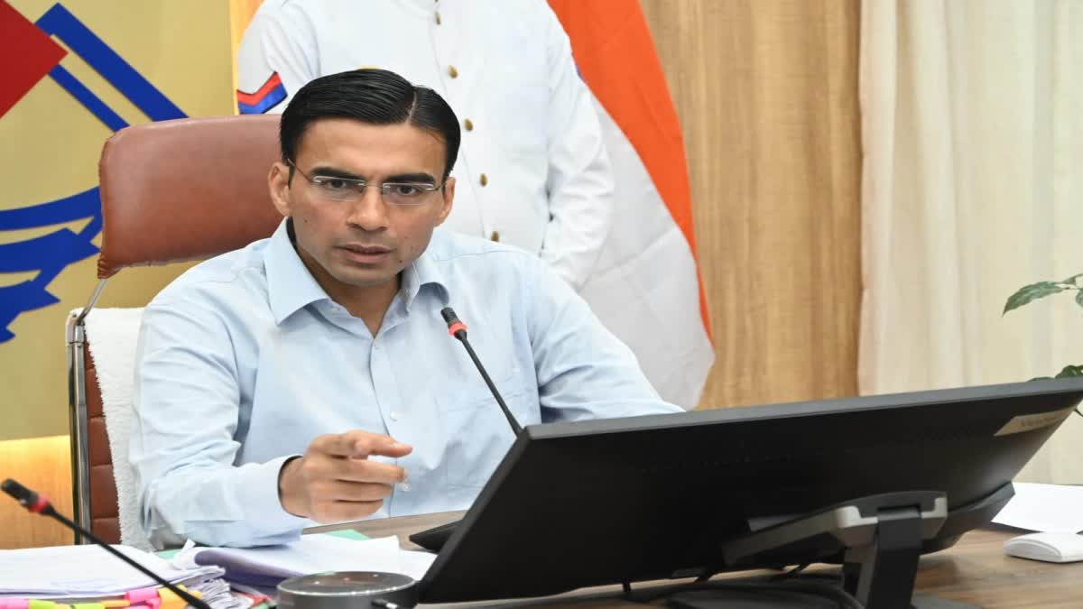 Dehradun: बिना मान्यता संचालित स्कूल पर डीएम ने ठोका ₹5.20 लाख जुर्माना