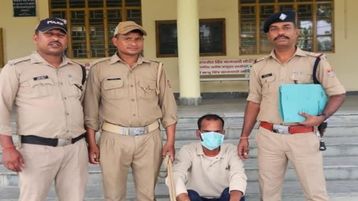 Rudrapur: ओमान से लौटे युवक की आत्महत्या मामले में खुलासा, ब्लैकमेलिंग के आरोप में एक गिरफ्तार