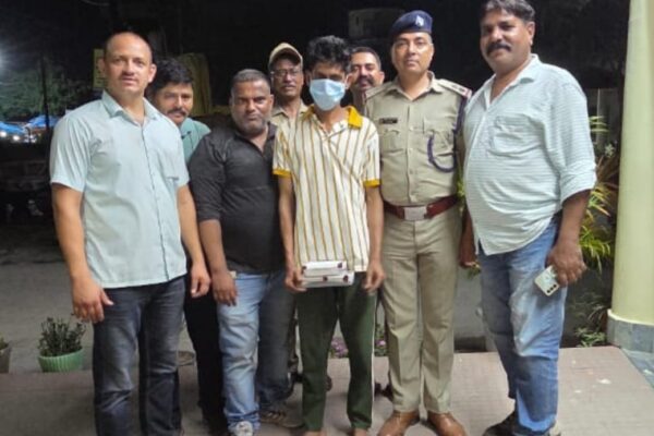 Udham singh nagar: खटीमा में STF की बड़ी कार्रवाई, 42 लाख की हेरोइन के साथ तस्कर गिरफ्तार