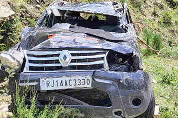 kotdwar: कोटद्वार में कार दुर्घटना में आठ वर्षीय बच्चे की मौत, छह घायल kotdwar: कोटद्वार में कार दुर्घटना में आठ वर्षीय बच्चे की मौत, छह घायल
