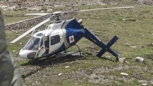 Kedarnath Breaking:केदारनाथ में हेली एंबुलेंस की हार्ड लैंडिंग, बड़ा हादसा टला।