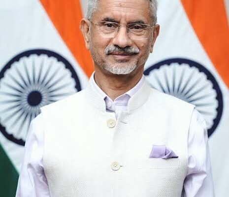 Today's Top Three News: विदेश मंत्री की यात्रा, सुप्रीम कोर्ट की सुनवाई, और राष्ट्रीय सुरक्षा पर ब्रीफिंग।