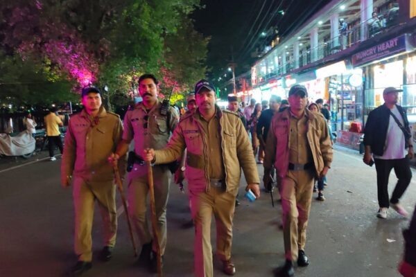 Nainital: हल्द्वानी और नैनीताल में ऑपरेशन रोमियो के तहत 628 लोगों पर कार्रवाई, 16 लाइसेंस निरस्त