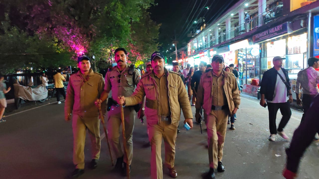 Nainital: हल्द्वानी और नैनीताल में ऑपरेशन रोमियो के तहत 628 लोगों पर कार्रवाई, 16 लाइसेंस निरस्त