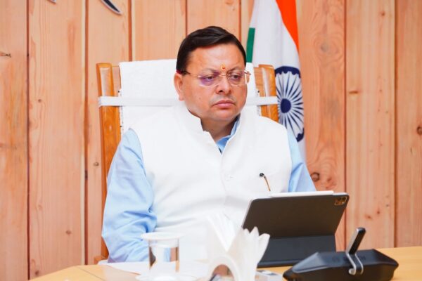 Dehradun: भ्रष्टाचार पर धामी सरकार की बड़ी कार्रवाई: हरिद्वार डीएम, पूर्व एमएनए और एसडीएम निलंबित