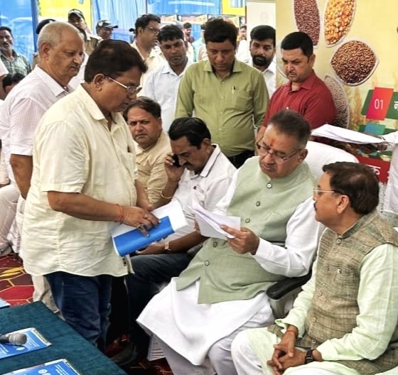 Uttarakhand: तराई विकास निगम भवन ध्वस्तीकरण में घोटाले की जांच की मांग, डॉ. गणेश उपाध्याय ने सौंपा ज्ञापन