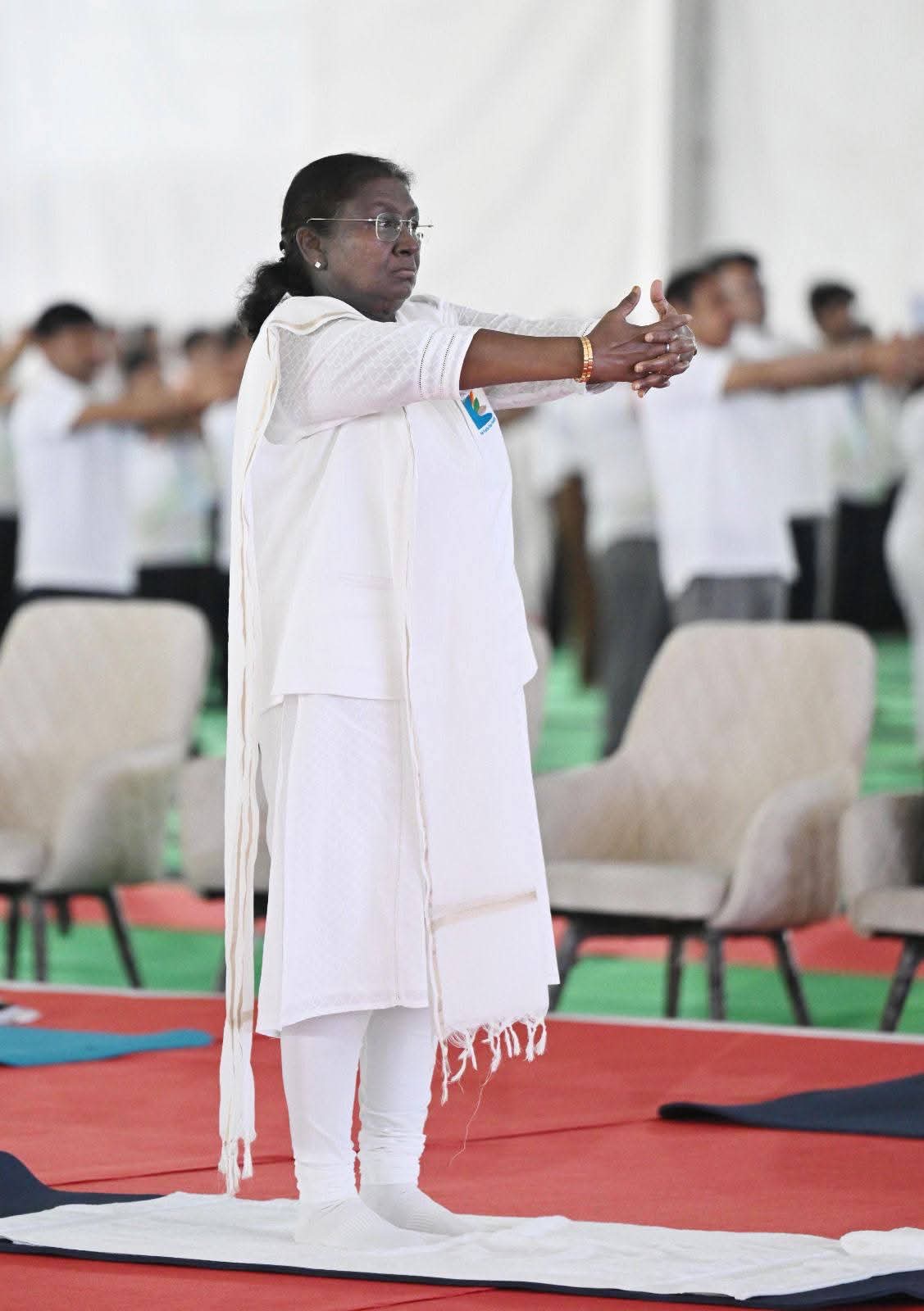 Dehradun: देहरादून में राष्ट्रपति ने किया अंतर्राष्ट्रीय योग दिवस का शुभारंभ, योग को बताया भारत की चेतना और सॉफ्ट पावर