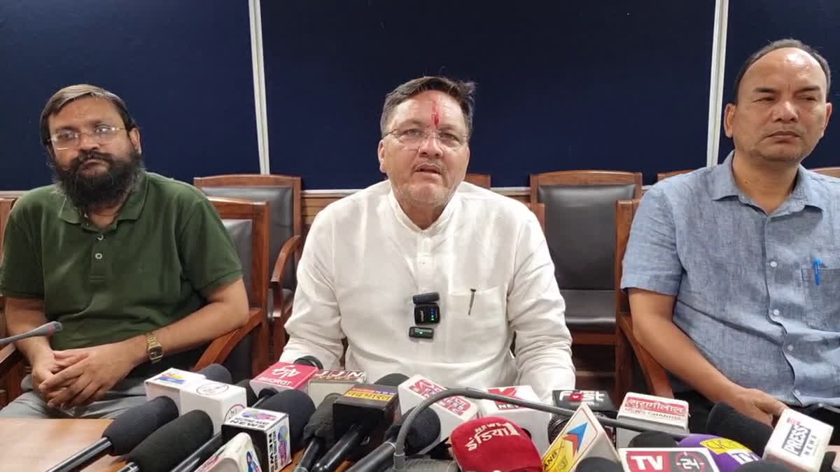 Haldwani: हल्द्वानी में अतिक्रमण पर एक्शन, 20 बीघा जमीन कब्जा मुक्त, 6 जून को शिफ्ट होगा कालू साईं मंदिर
