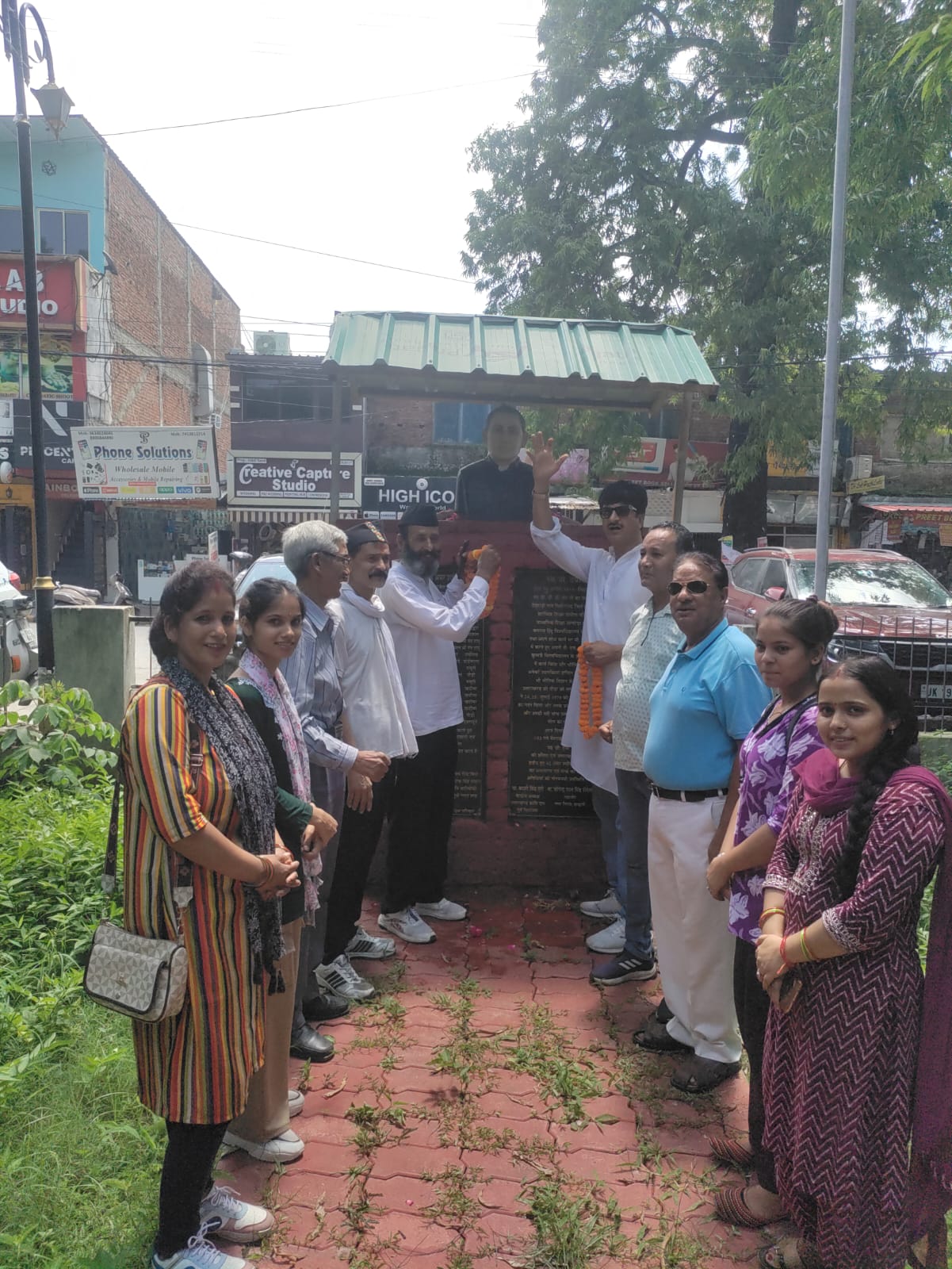 Haldwani: उत्तराखंड क्रांति दल ने धूमधाम से मनाया 46वां स्थापना दिवस, राज्य की मूल आत्मा बचाने का लिया संकल्प
