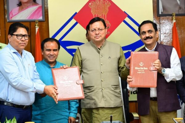 Dehradun: धामी सरकार का तीमारदारों के लिए बड़ा फैसला, मेडिकल कॉलेजों में बनेंगे सस्ते विश्राम गृह