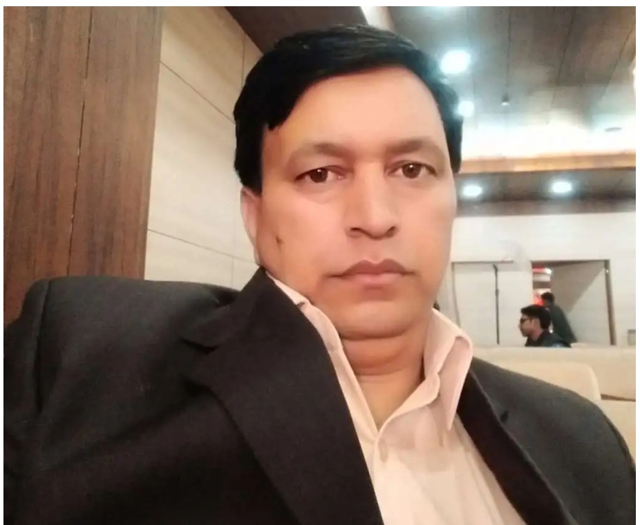 Nainital: नैनीताल जिला पंचायत के अधिवक्ता रवीन्द्र बिष्ट ने दिया त्यागपत्र, चुनाव में अराजकता और अपहरण की घटना को बताया कारण