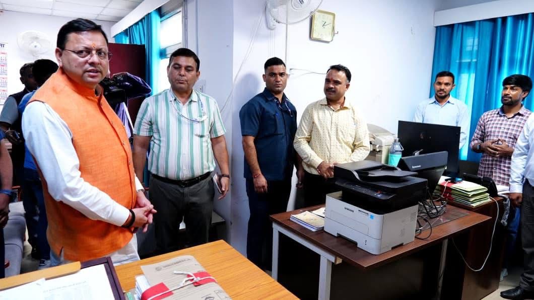 Dehradun: मुख्यमंत्री धामी ने विधानसभा सचिवालय का किया निरीक्षण, पारदर्शिता और त्वरित सेवाओं के लिए दिए निर्देश