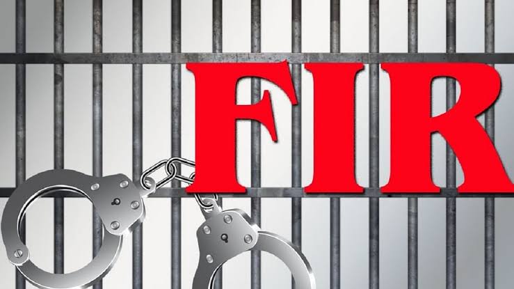 Dehradun: मुख्यमंत्री परिवर्तन की अफवाह पर पुलिस का शिकंजा, तीन फेसबुक पेज संचालकों पर मुकदमा दर्ज