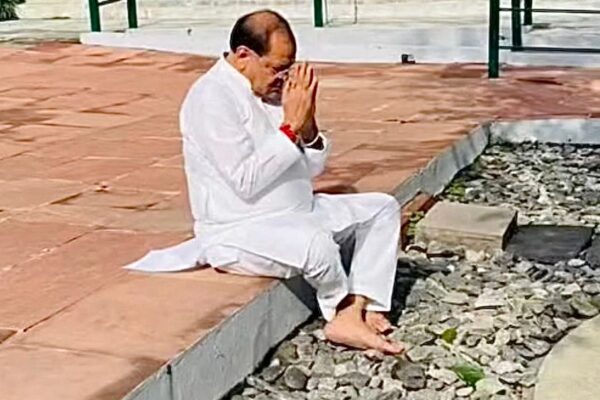 Nainital: जिला पंचायत चुनाव की अराजकता पर भड़के यशपाल आर्य, गोल्ज्यू की भूमि पर न्याय की उम्मीद जताई