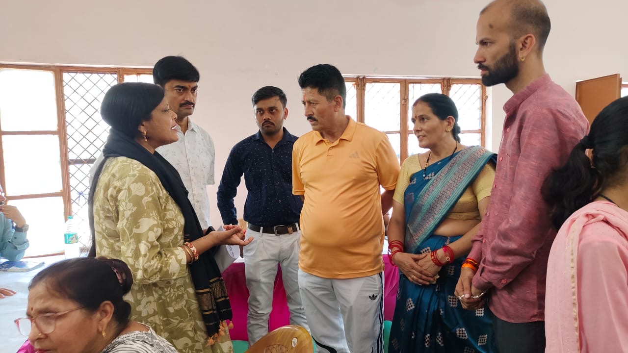 Haldwani: हल्द्वानी में जन सुविधा शिविरों का सफल आयोजन, नागरिकों की समस्याओं का हुआ त्वरित निस्तारण